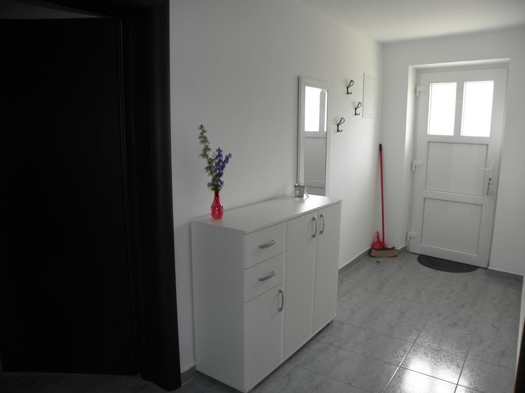 Apartment Jartic Бетина Номер фото